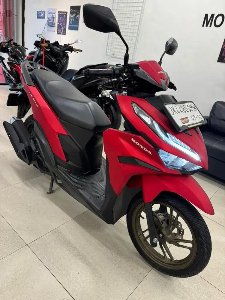 [Odo 1 RB KM] New Honda Vario 125 SE Remote 2025 warna Merah CC Red