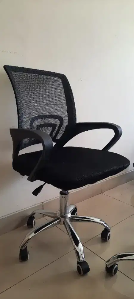 KURSI KANTOR BEKAS