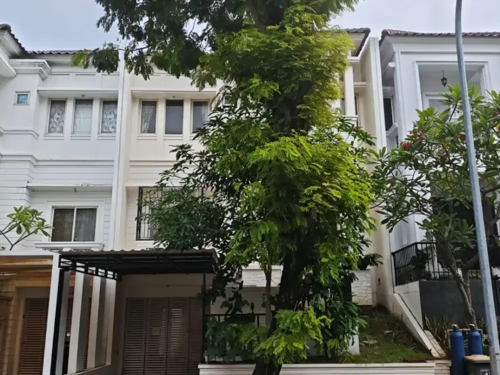 Disewa Rumah PIK Garden House Furnished Uk 200m² Jakut