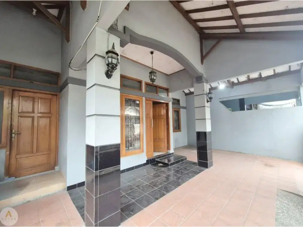 Rumah Siap Huni Dekat Tol Moh Toha di Taman Cibaduyut Indah Bandung