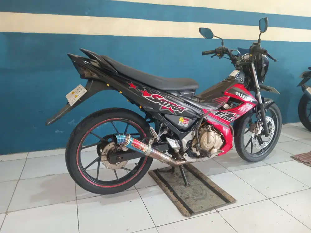 [JUAL CEPAT] SUZUKI SATRIA 2015 ISTIMEWA