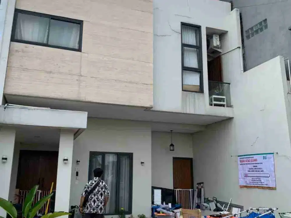 Rumah 2lt di Perum Miral 5 Cilandak Jakarta Selatan