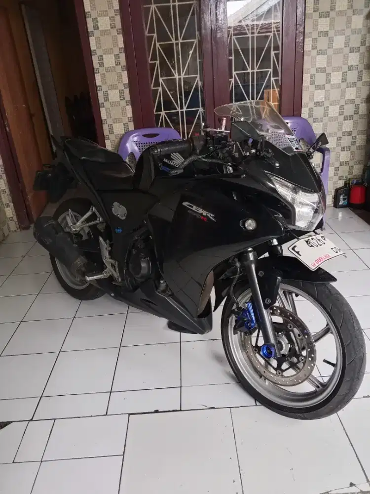 HONDA CBR 250cc CBU 2012