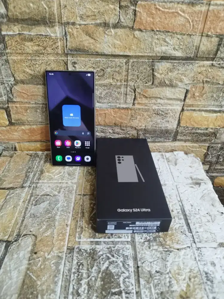 Samsung S24 ultra 12/256gb