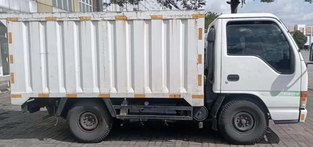 Isuzu Elf 2008 Bensin
