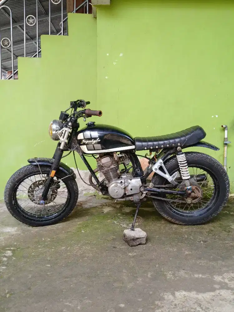 Forsale!! Cb100 Bahan