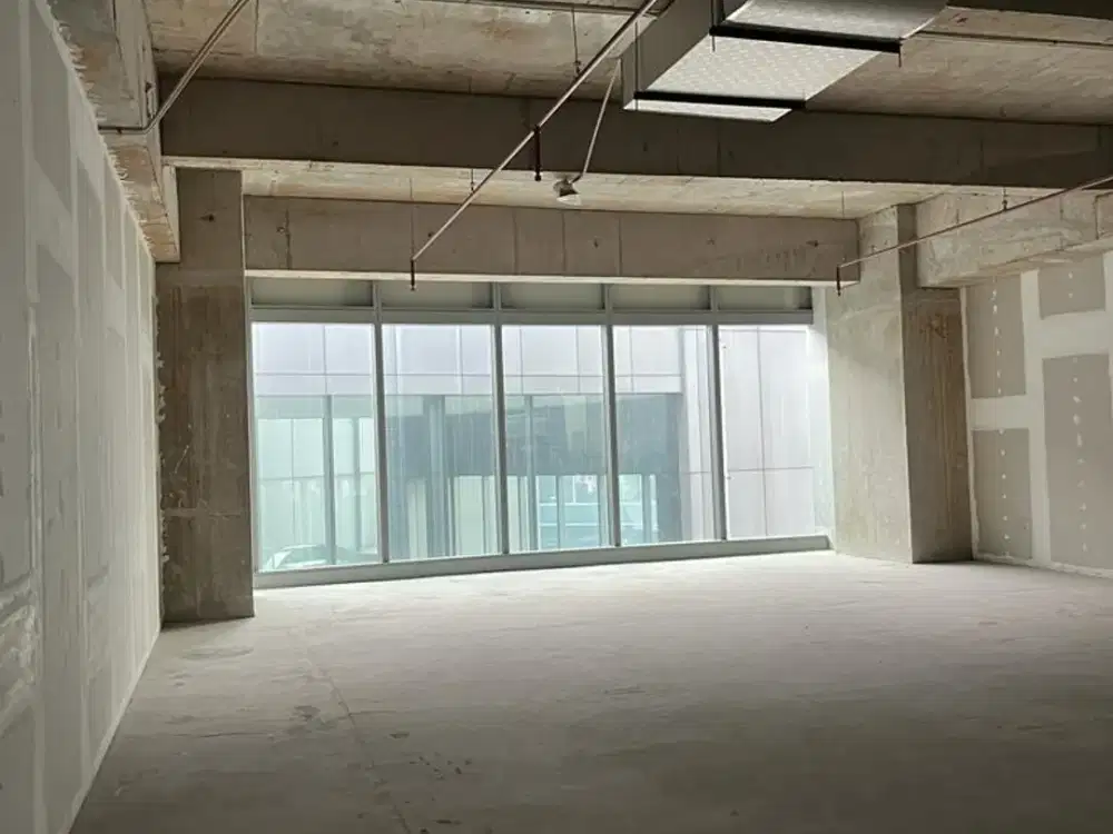 SEWA  KANTOR DI  JAKARTA SELATAN  MEGA KUNINGAN  192M2  BARE  130K  NEGO