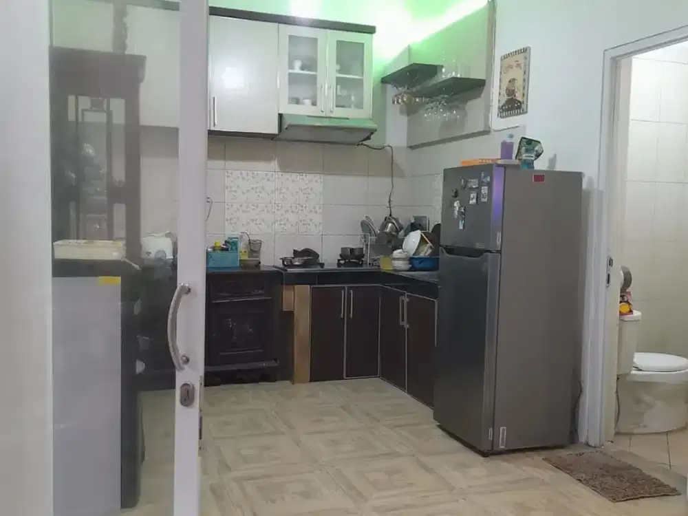 Di Jual Rumah Bersih Terawat di Telaga Mediterania Citra Raya, Tangerang