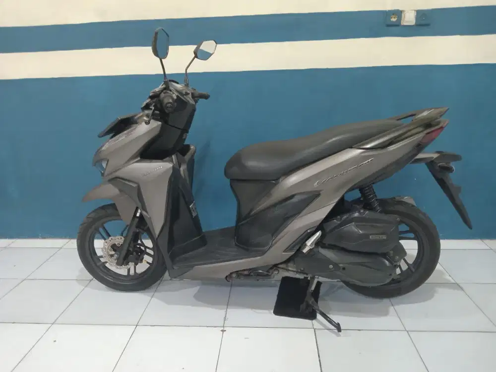(JUAL CEPAT) HONDA VARIO 2019 PAJAK ON SURAT LENGKAP