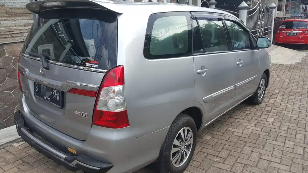 Toyota Kijang Innova 2015 Bensin