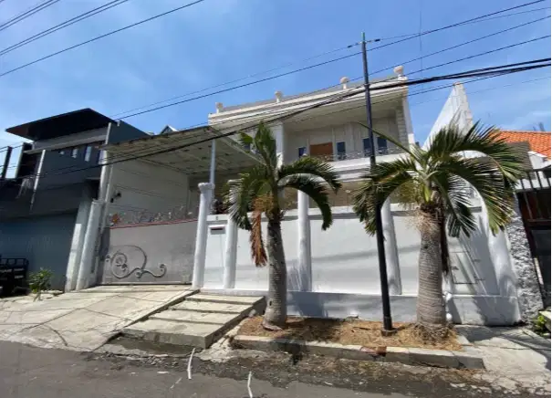 Dijual Rumah 2 Lantai Manyar Rejo Cocok Hunian maupun Usaha Lebar 12m