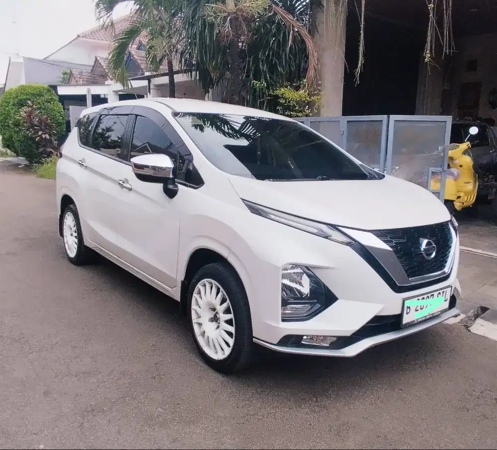 All New Livina VL 1.5 AT 2019