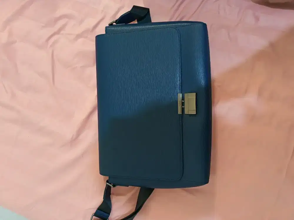 Tas Selempang Pria PEDRO