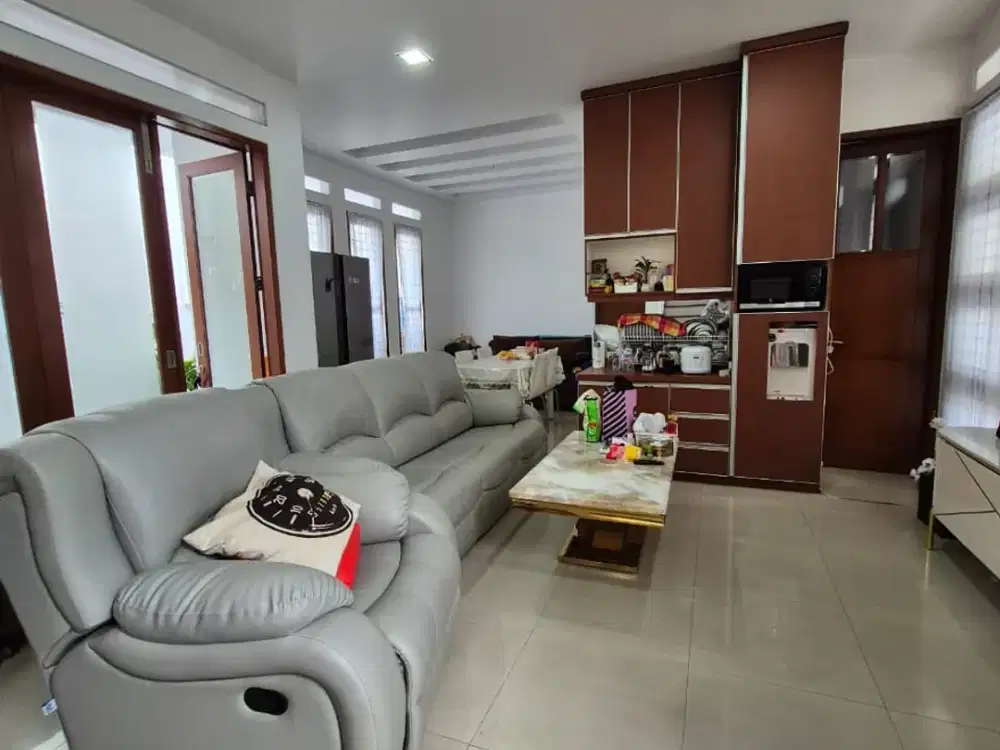 Dijual Cepat! Rumah Siap Huni di Puri Bintaro Tangerang Selatan Lokasi Strategis (IA)