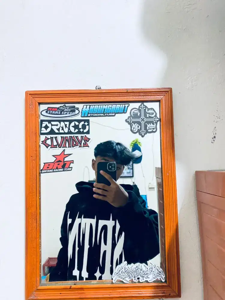 Nyari kerjaan apa saja untuk umur 16thn