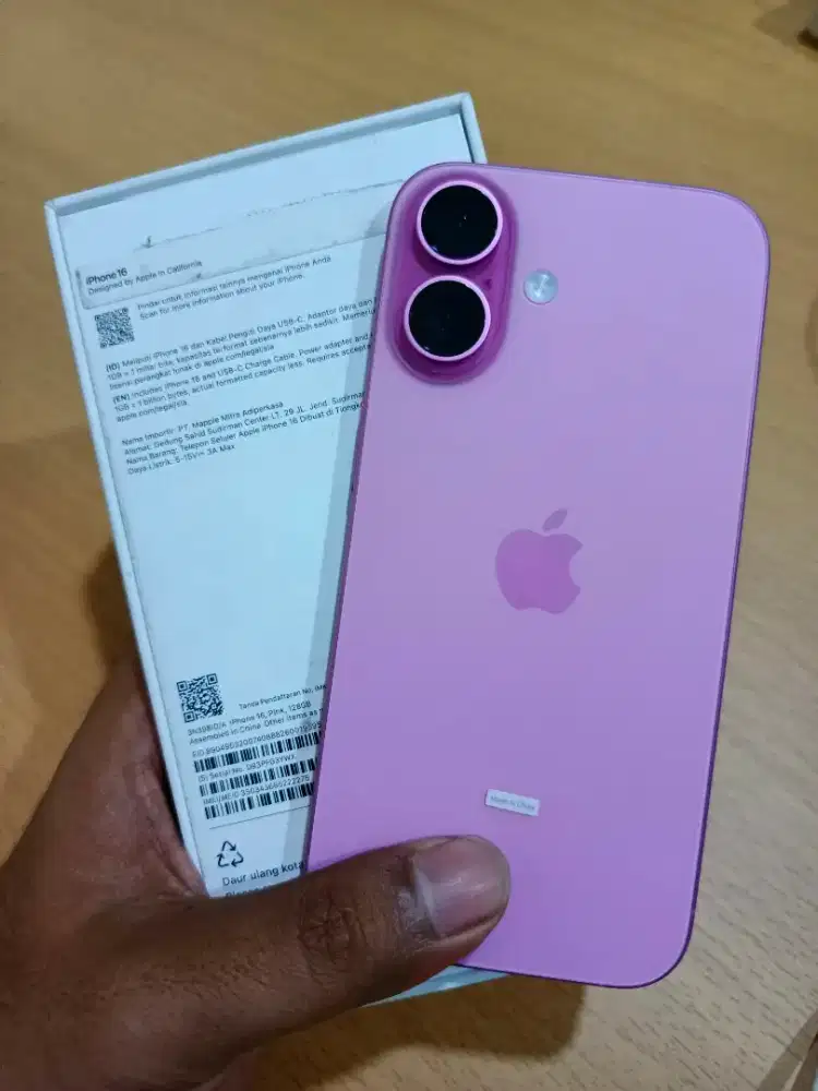 iPhone 16 128Gb iBox