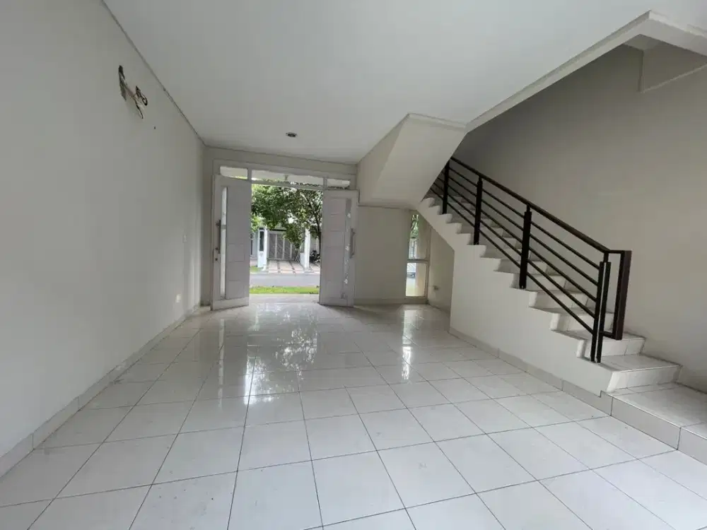 Disewakan Rumah Cantik Siap Huni Dalam Perumahan Cluster di Summarecon Bekasi