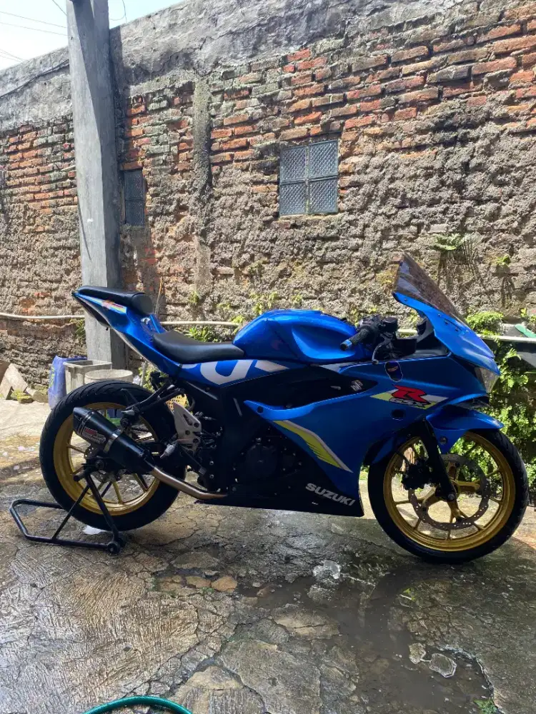 Gsx r 150 tahun 2017 mulus