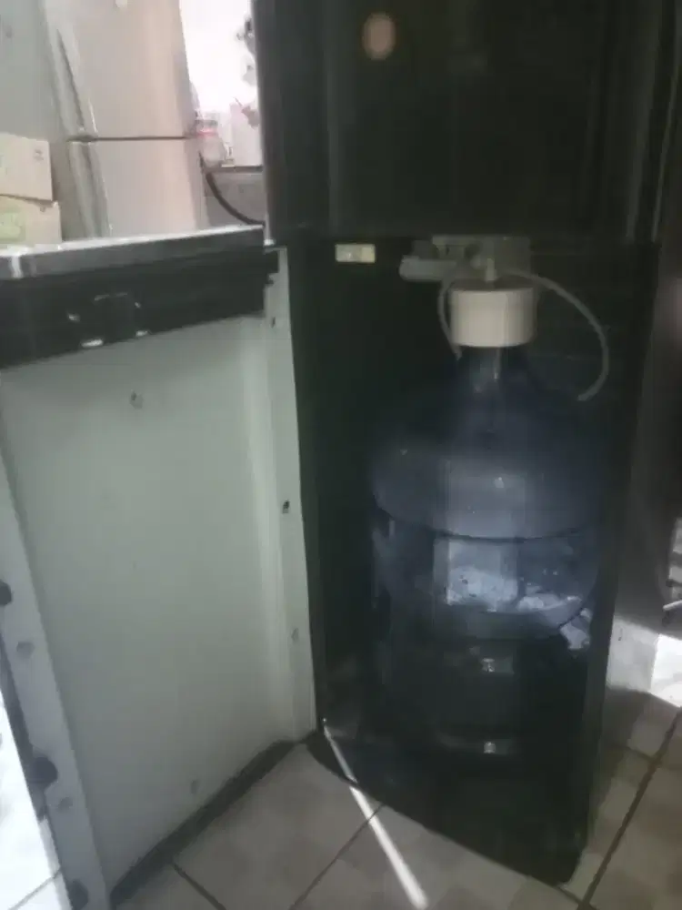 dispenser air minum 800rb nego