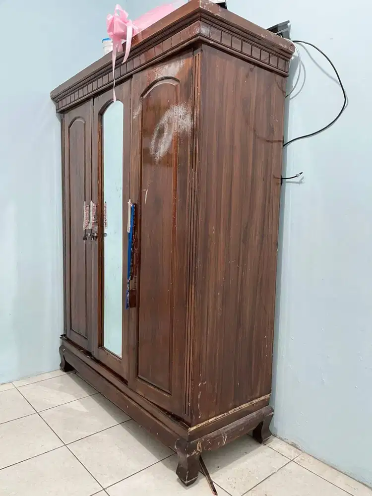 [Second] Dijual Cepat Lemari Jati 3 Pintu