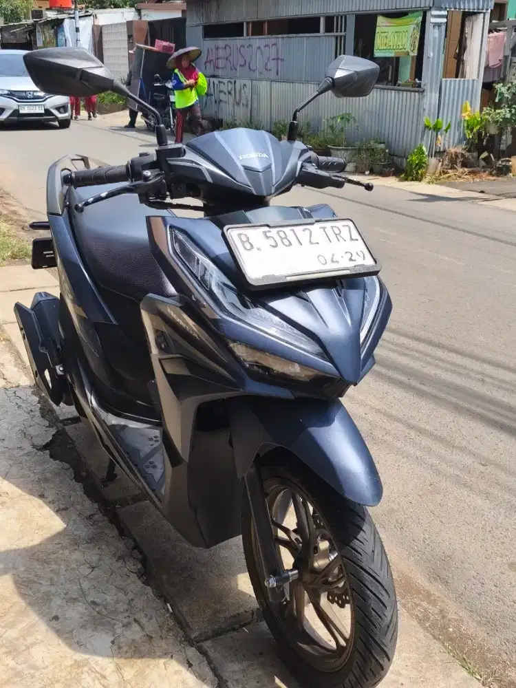 JUAL HONDA VARIO 125 2024 KM 27 RB