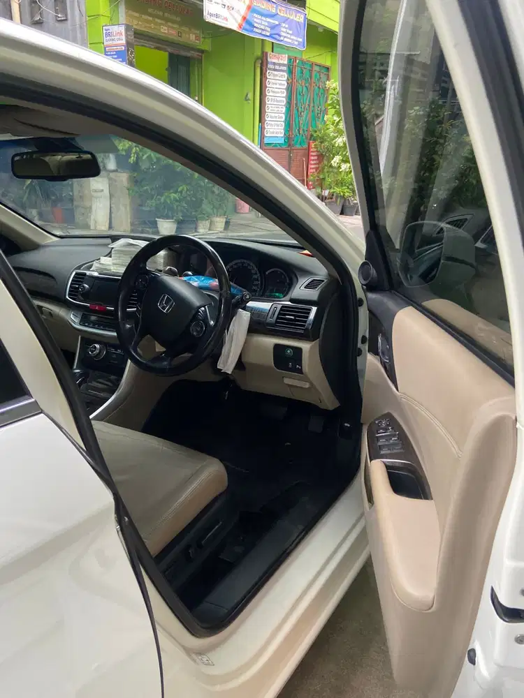Honda Accord 2014 Bensin