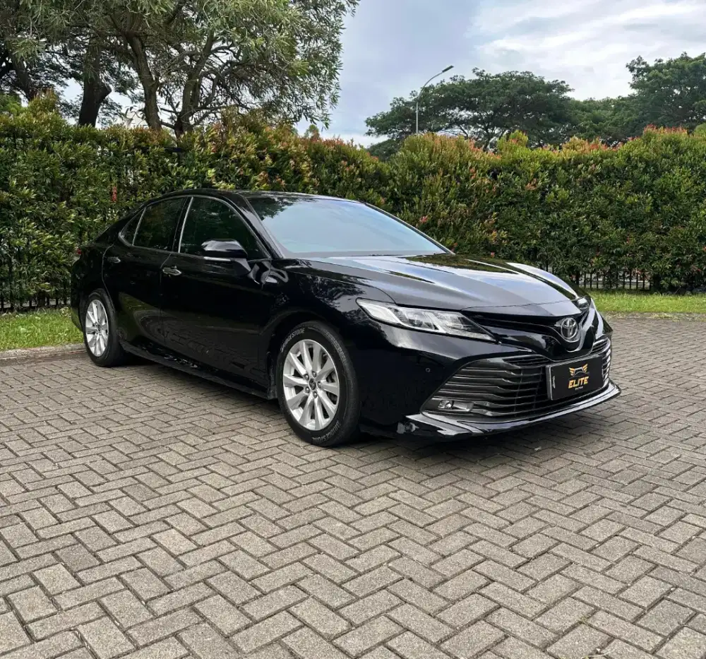 Toyota Camry 2.5V 2020