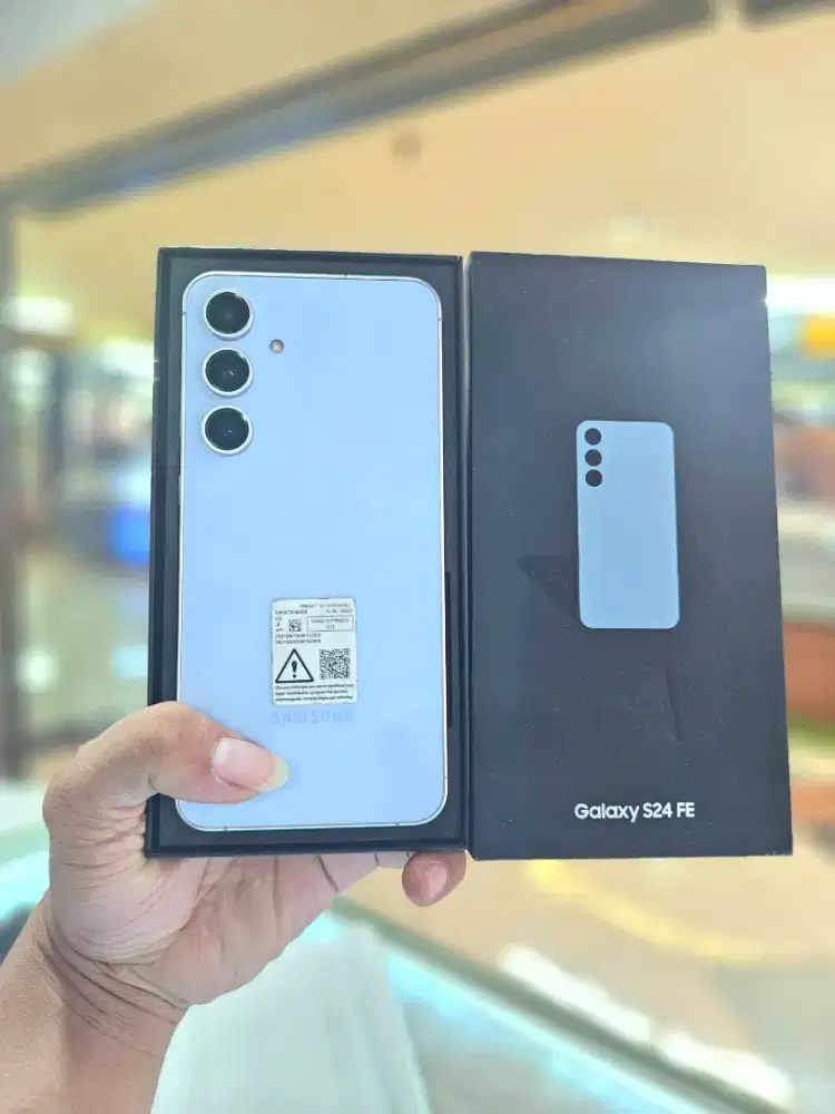 Samsung S24 FE 8/128 GB blue