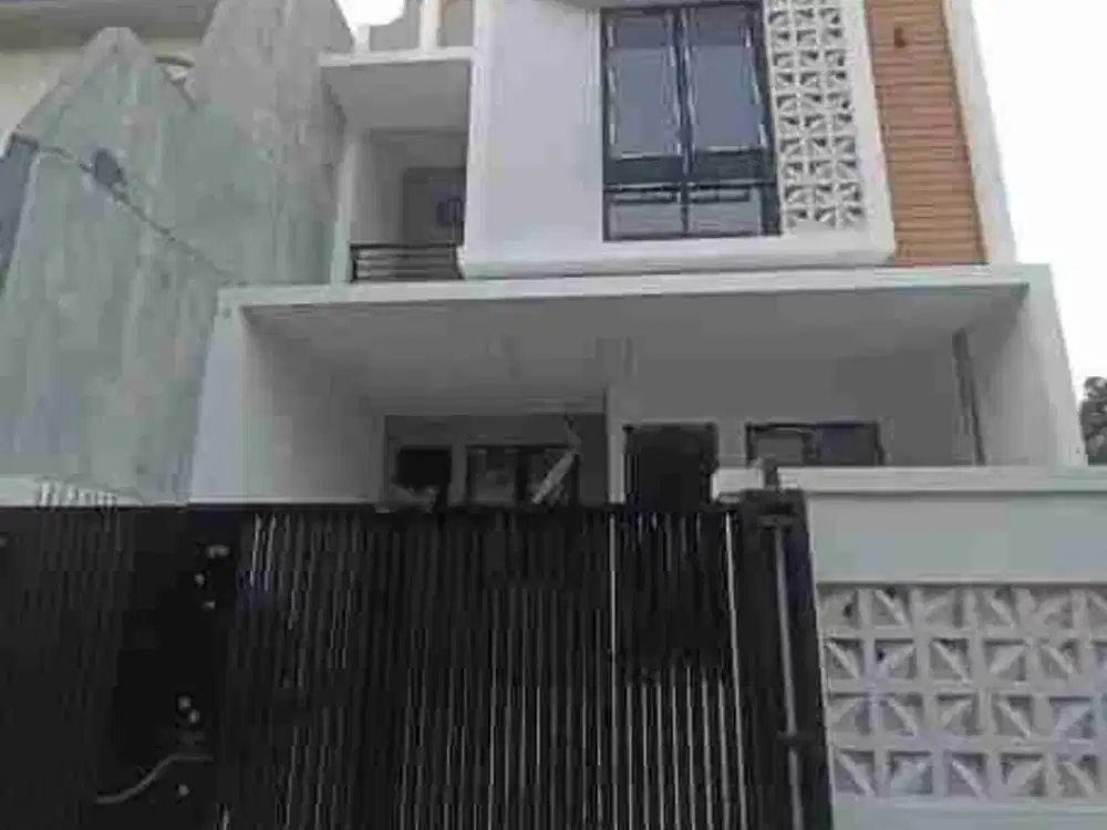 Dijual Rumah Baru 3 Lantai Dalam Komplek – Pondok Bambu JakTim