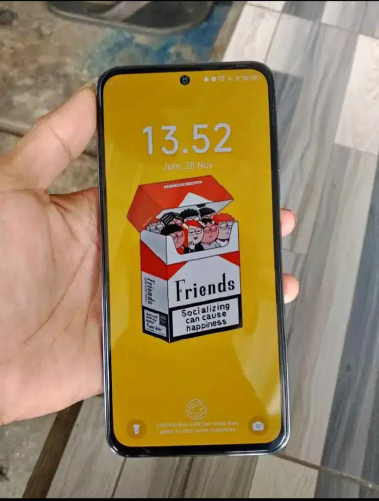 Techno spark 30 pro Helio g100 amoled 120hz