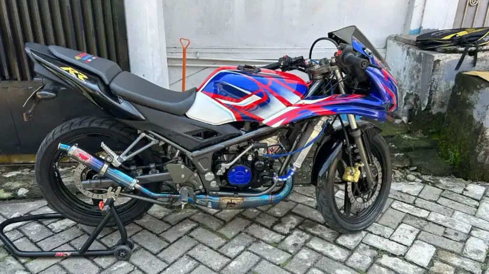 Di jual kawasaki ninja rr new 2014
