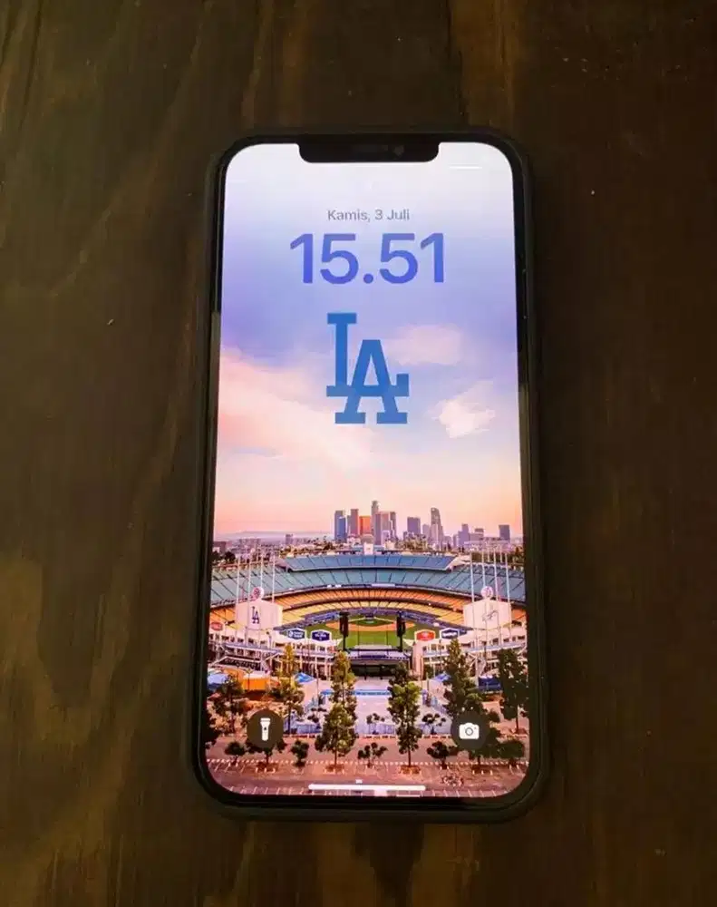 Iphone 12 pm 256 inter Tukar tambah dengan hp android atau iphone