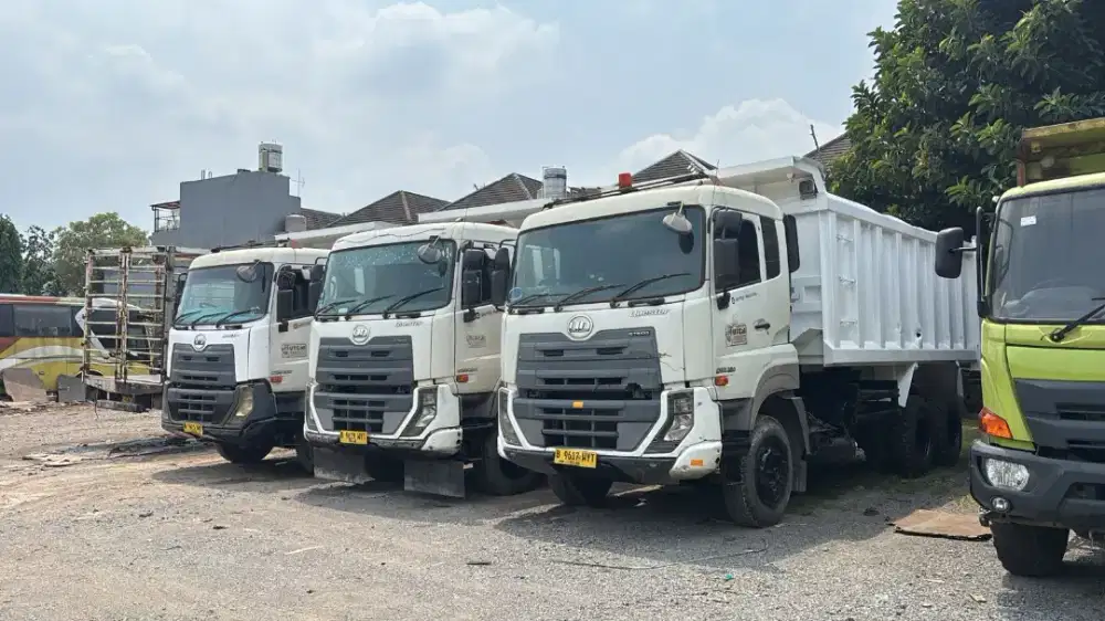 Dump truck UD Nissan quester tahun 2017