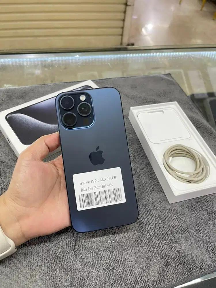 Iphone 15pro max 256 Blue titanium ex ibox fullset bh91%