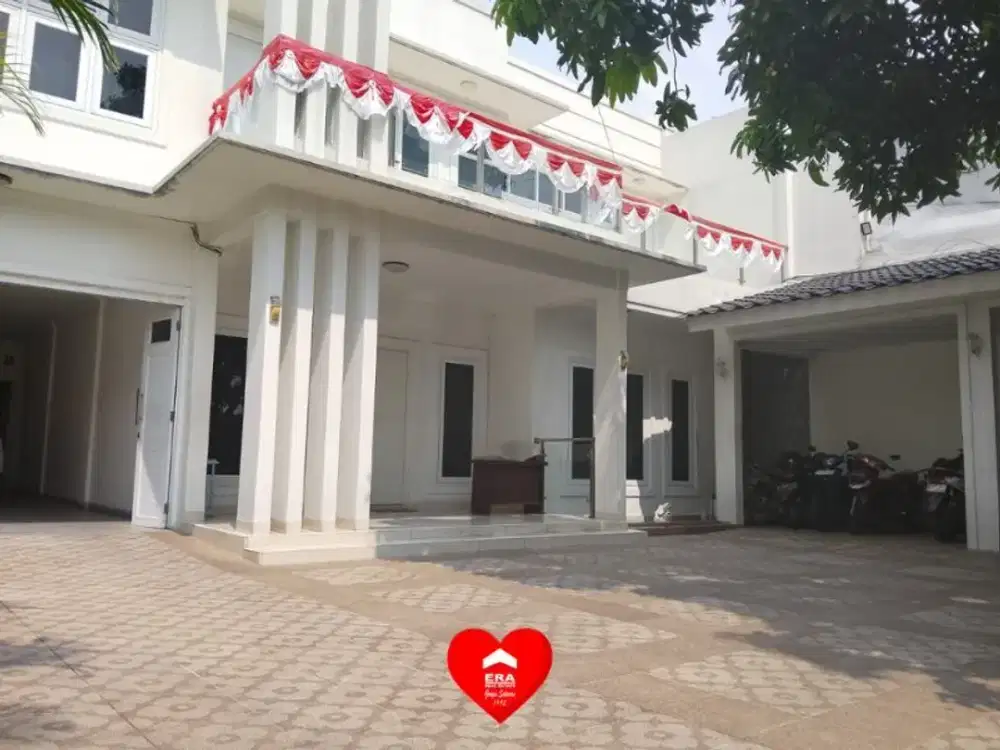 Rumah dan Kantor di Jl Jati Padang, Jakarta Selatan