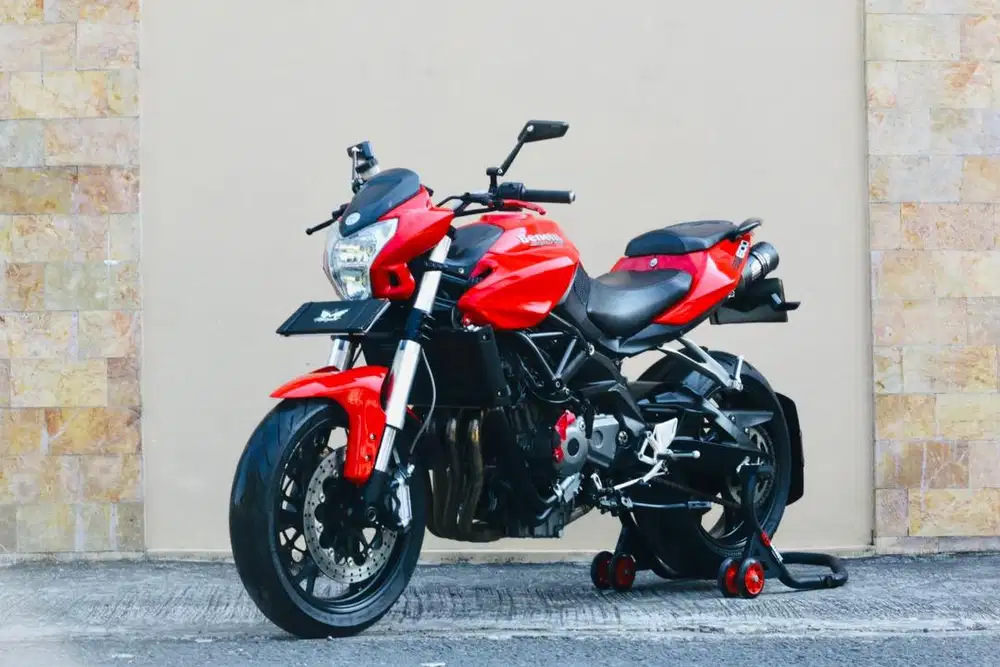 Benelli bn600 like new mesin sehat unit siap turing suara gahar