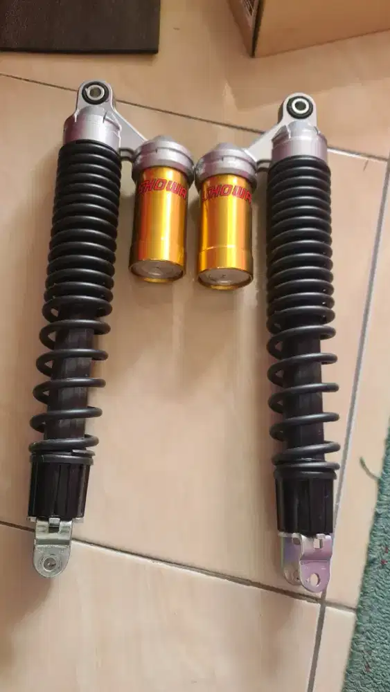 SHOCKBREAKER BELAKANG 1 SET ADV 160 ORIGINAL BAWAAN MOTOR.