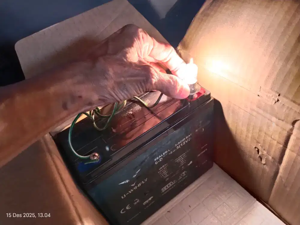 Aci motor listrik 12 Volt 20 AH