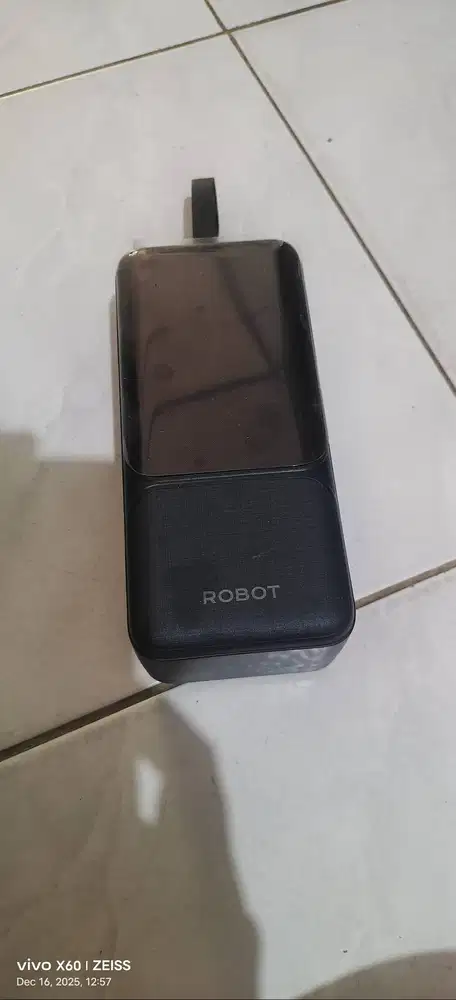 Dijual Power Bank Robot RT40 40000 Mah Garansi