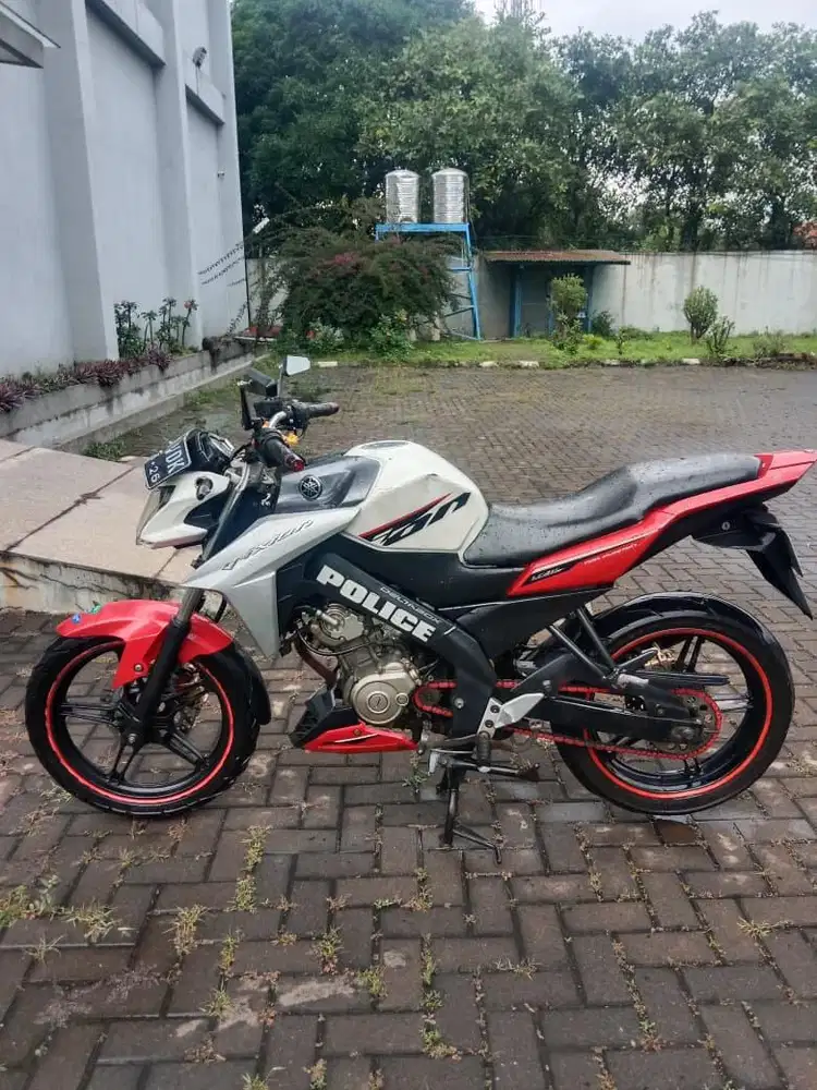 JUAL CEPAT VIXION 2016 BU