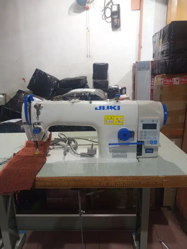 Mesin Jahit Juki otomatis potong benang