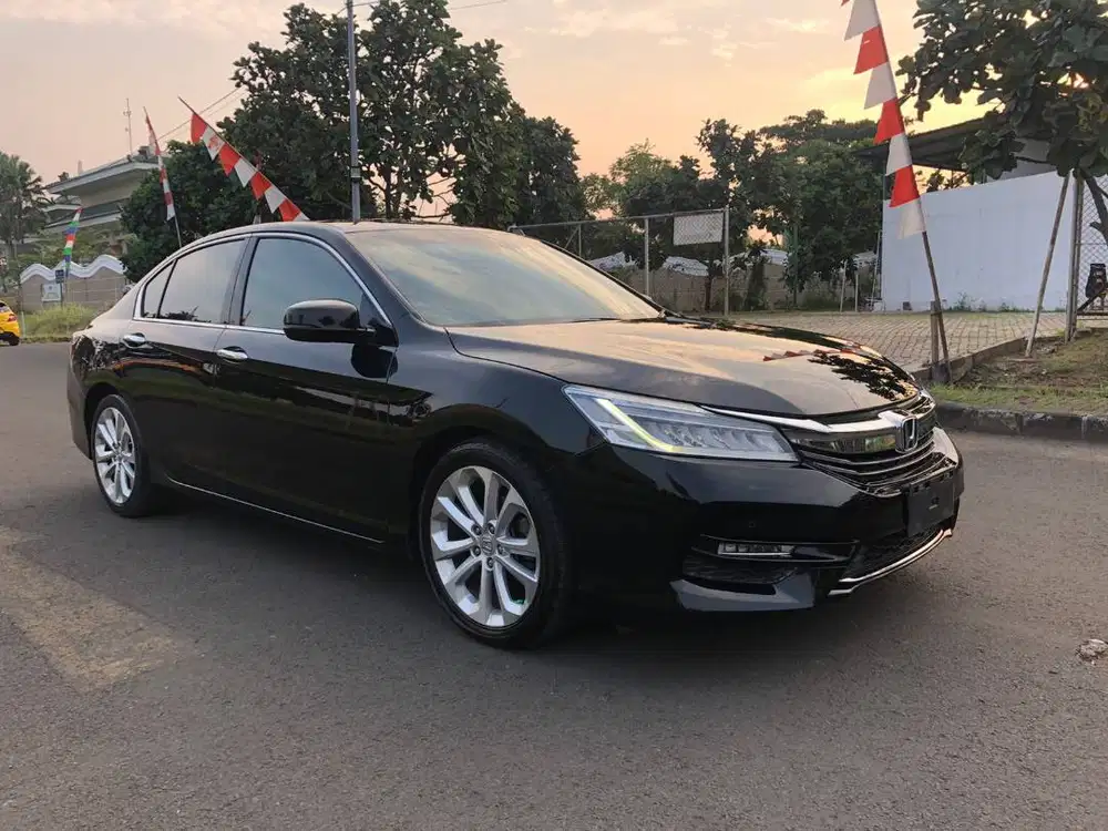 Honda Accord 2.4L Vti-AT 2018