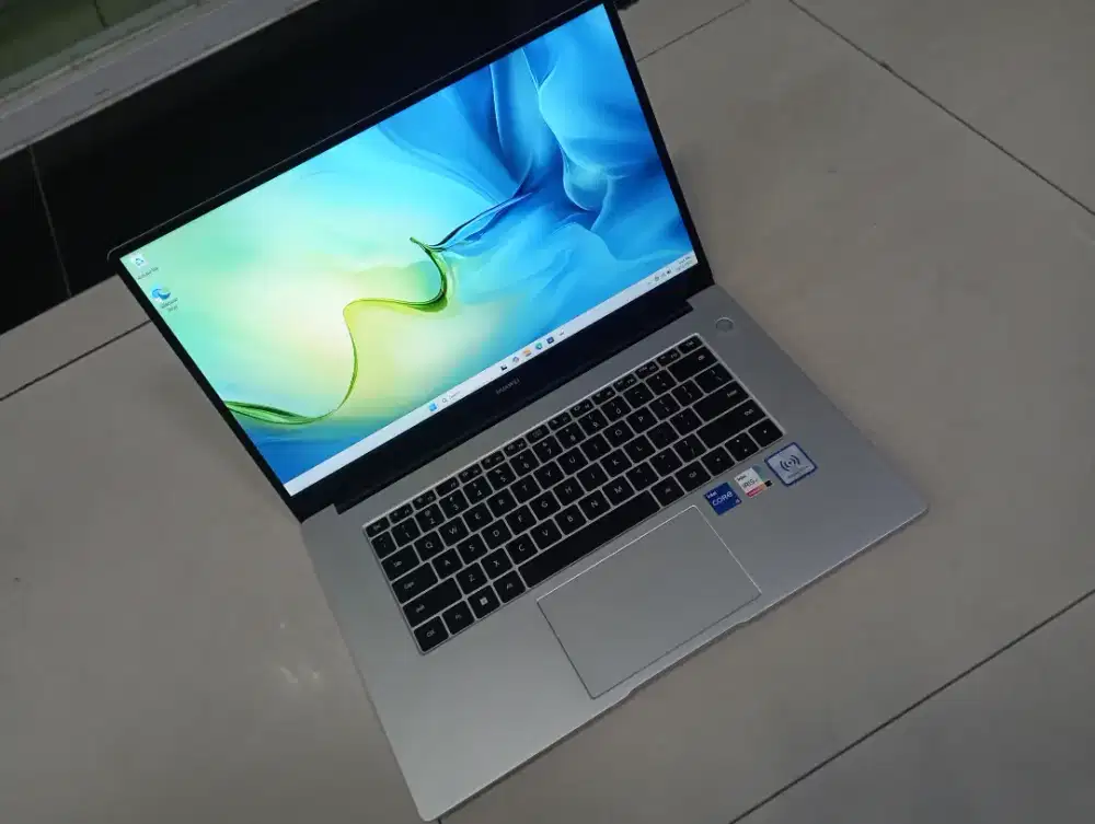 Huawei mate 15 like New