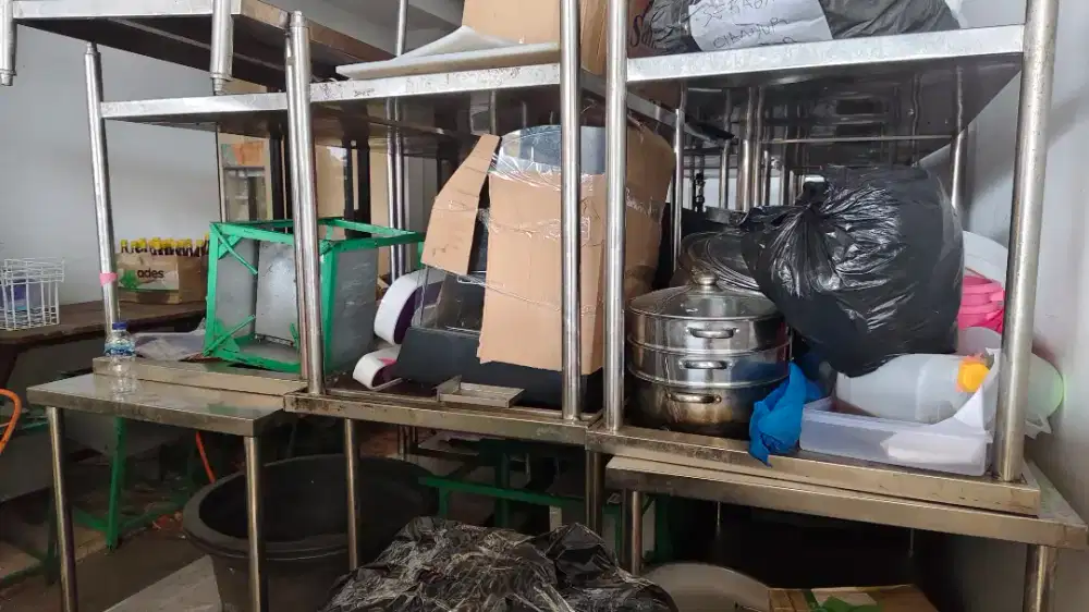 Dijual Equipment & Bahan Baku bekas Resto