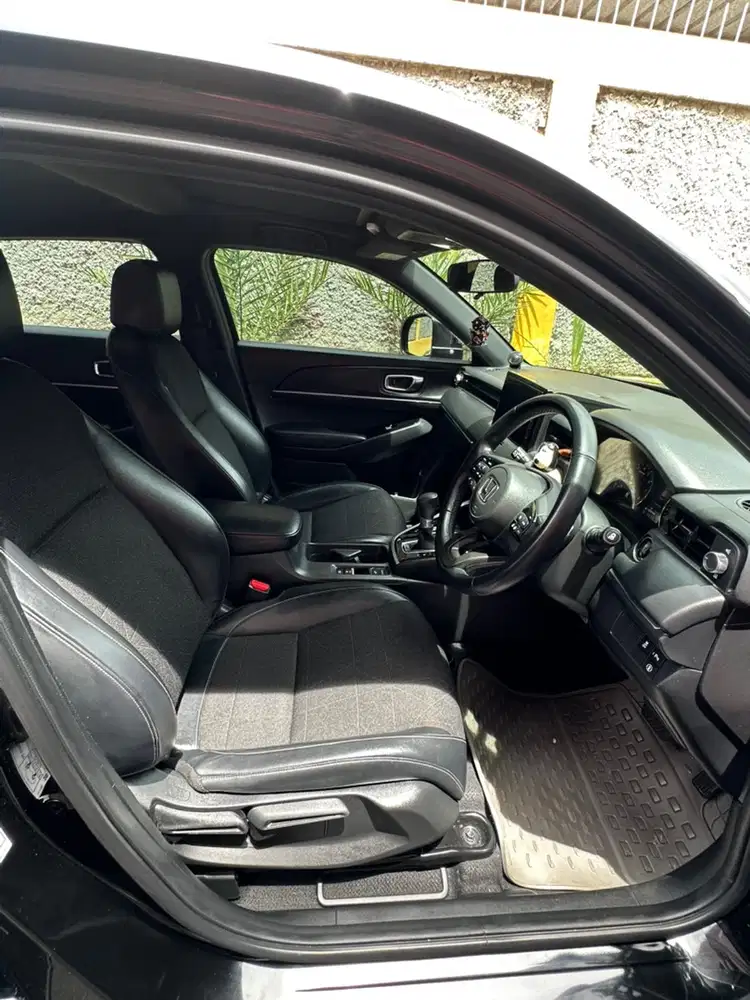 Honda HR-V 2023 Bensin