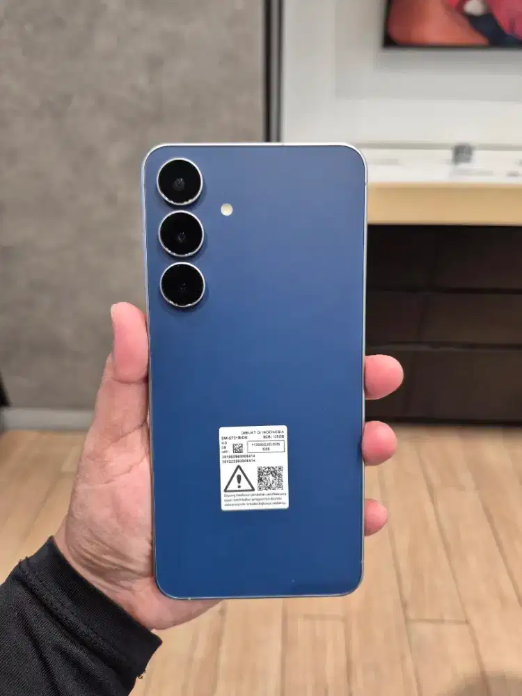 SAMSUNG GALAXY S25 FE PROMO CICILAN BUNGA 0% DAN GRATIS 2X ANGSURAN