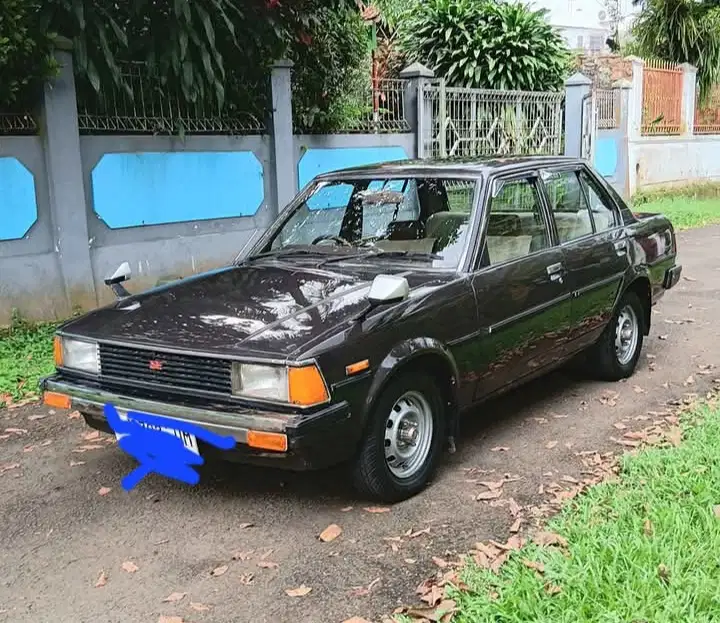Toyota Corolla 1983 Bensin