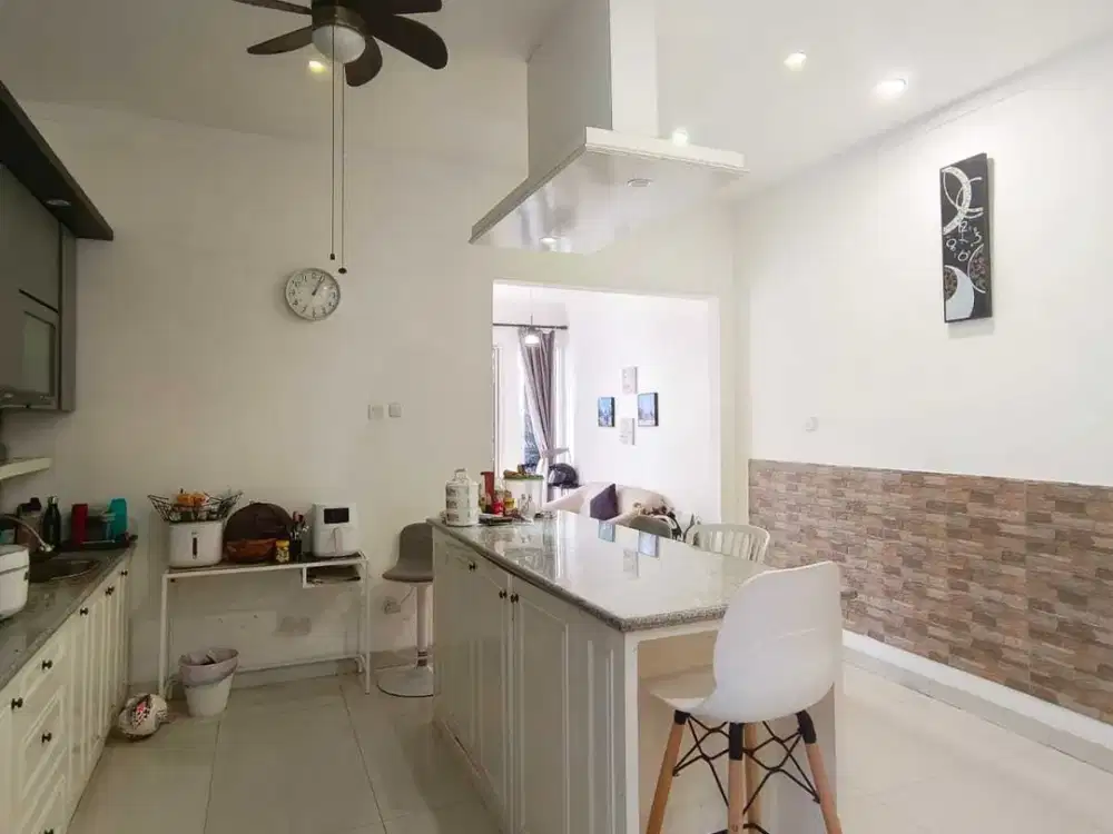 Kebayoran village luas 135 cluster asri bintaro