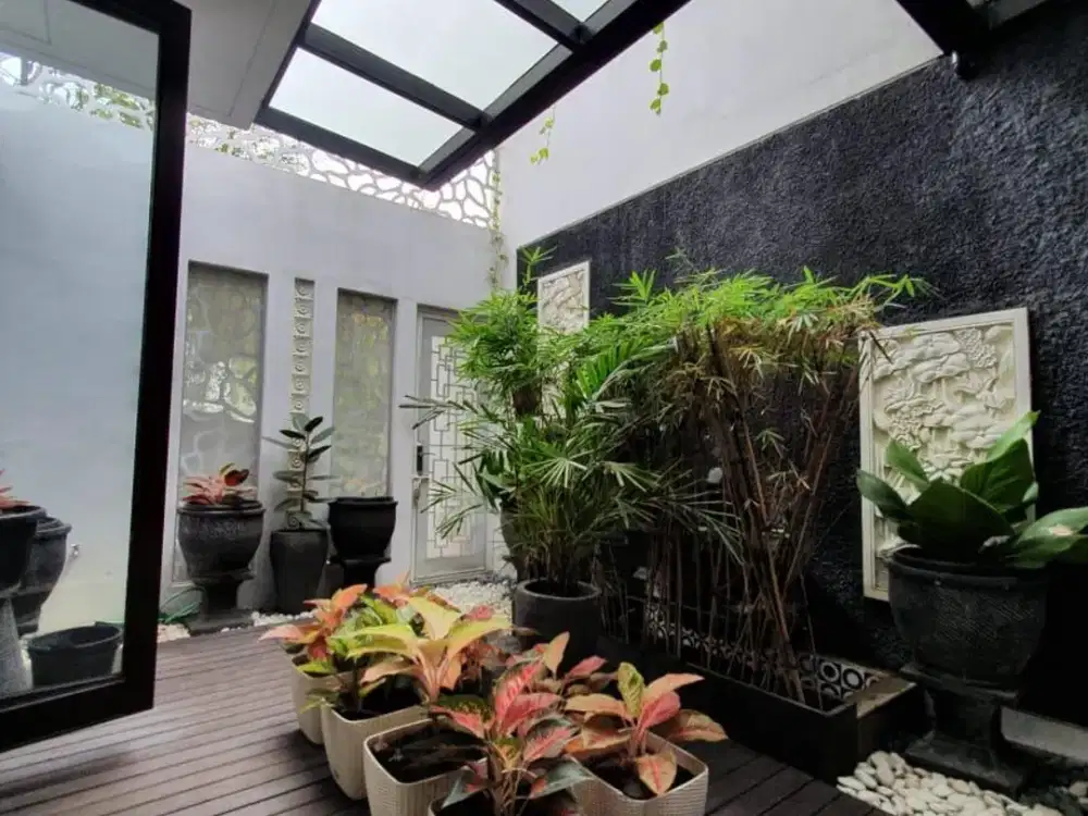 Turun harga Discovery Bintaro  Hook luas 223 semi furnished still nego