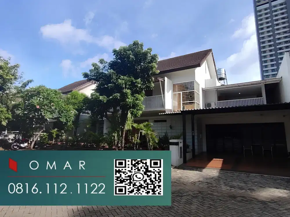 Rumah luas dengan taman belakang dalam cluster area bintaro sektor 9